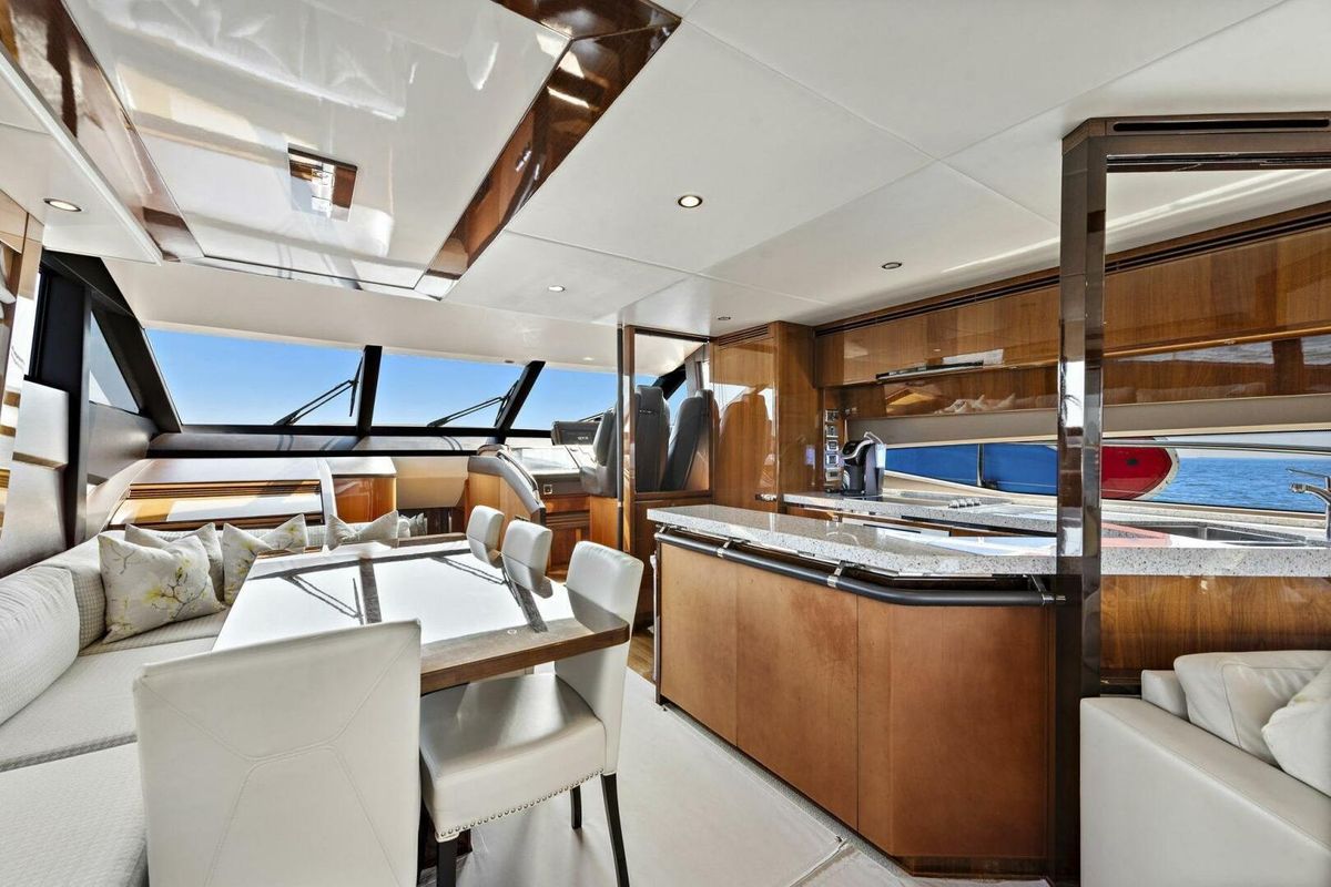 2015 Princess 72 