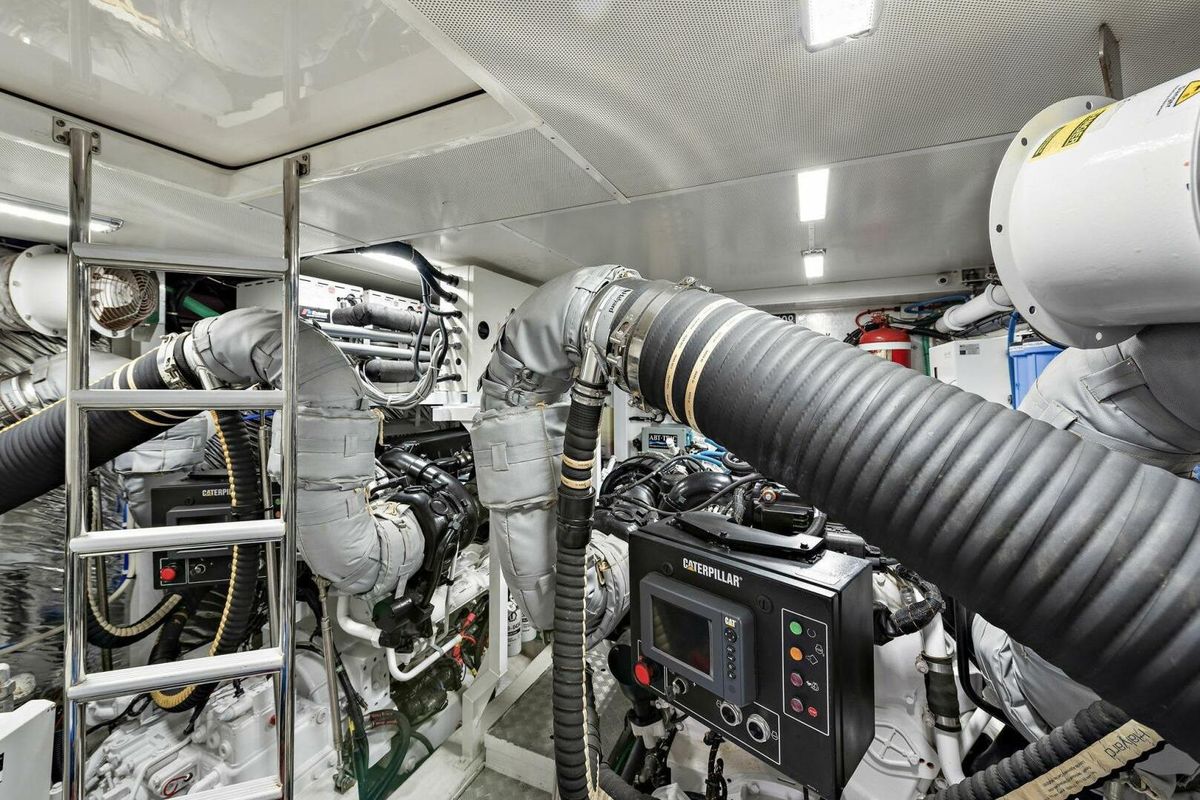 2015 Princess 72 