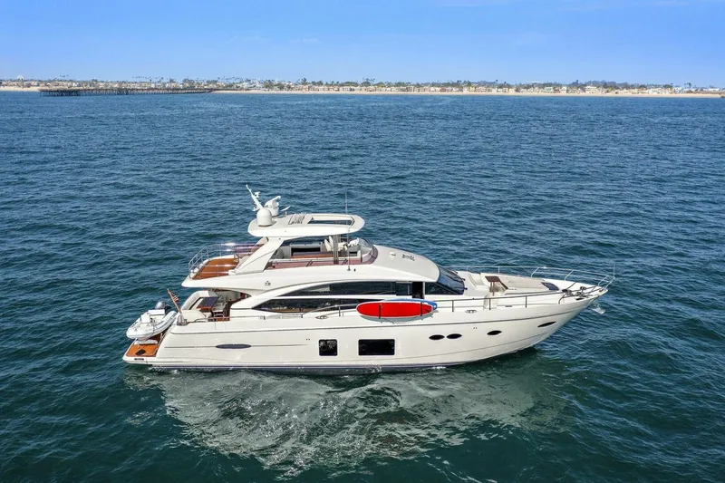 La-z-buoy Yacht Photos Pics Luxurious 2015 Princess 72 Motor Yacht cruising on open water.