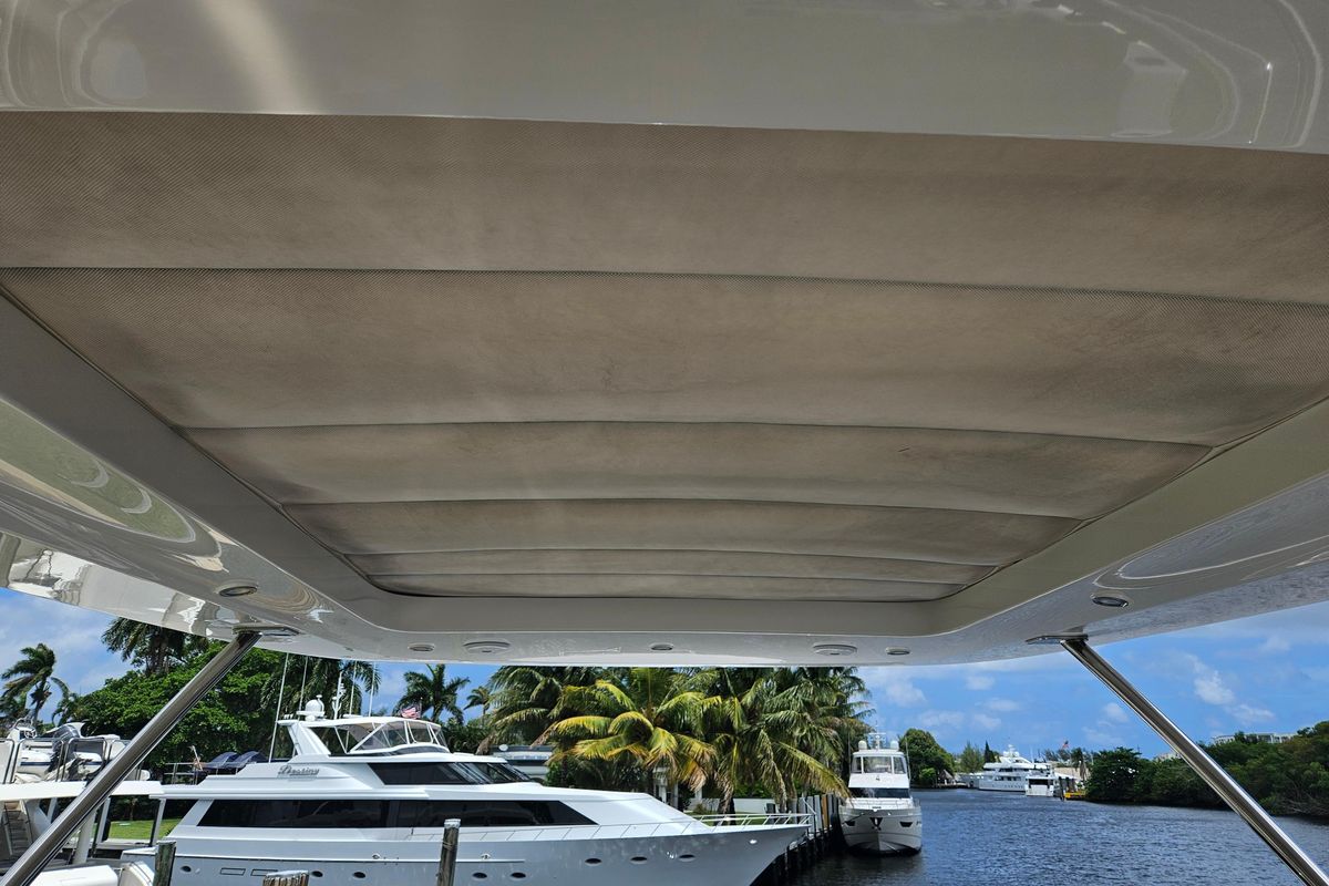 2022 Azimut 66 