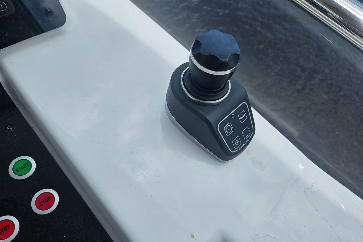2022 Azimut 66 