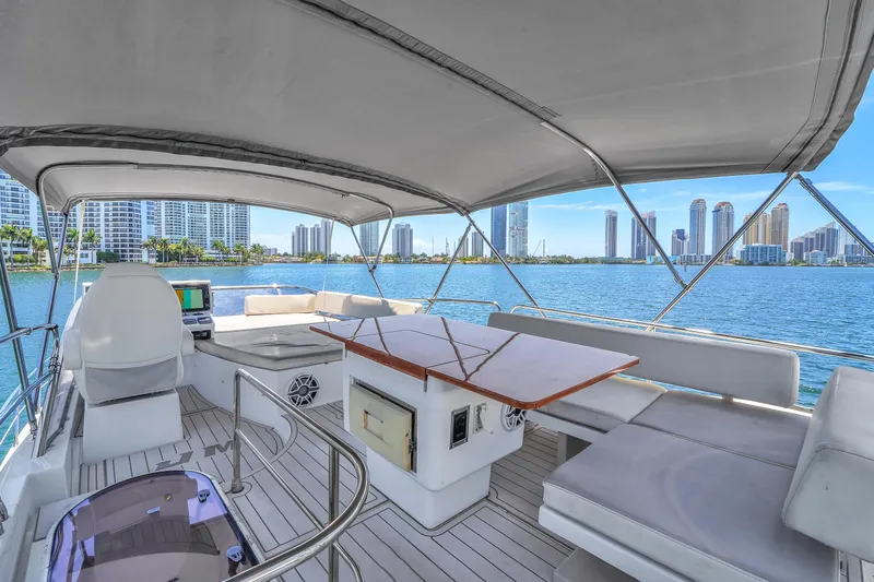 Pretty Penny Yacht Photos Pics 