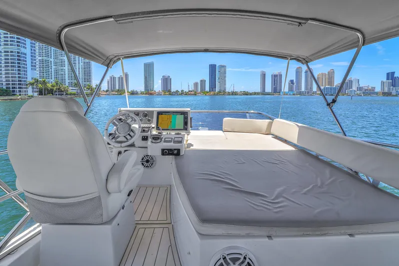 Pretty Penny Yacht Photos Pics 