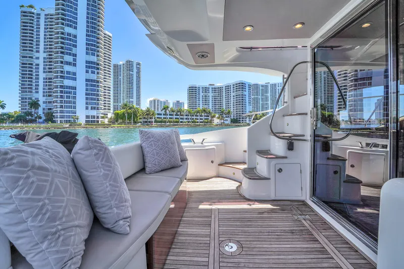 Pretty Penny Yacht Photos Pics 