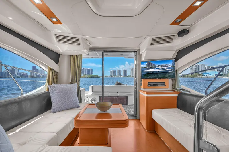 Pretty Penny Yacht Photos Pics 