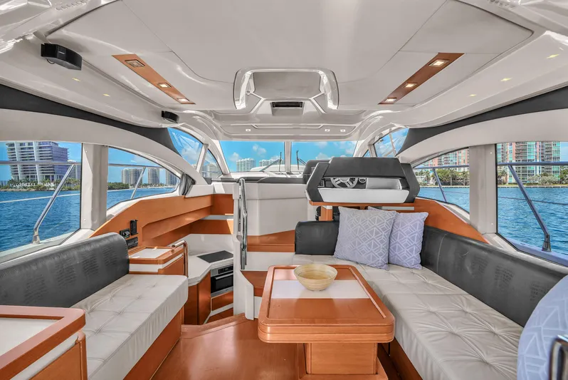 Pretty Penny Yacht Photos Pics 