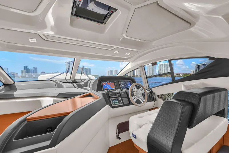 Pretty Penny Yacht Photos Pics 