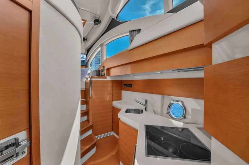 Pretty Penny Yacht Photos Pics 