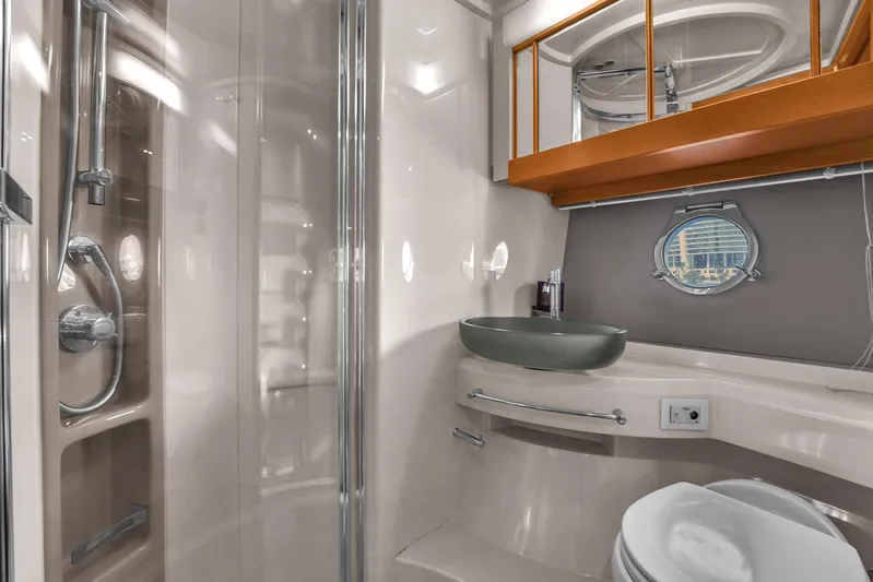 Pretty Penny Yacht Photos Pics 