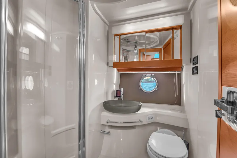 Pretty Penny Yacht Photos Pics 