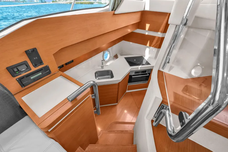 Pretty Penny Yacht Photos Pics 