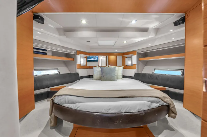 Pretty Penny Yacht Photos Pics 