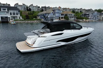Sunseeker Predator 55
