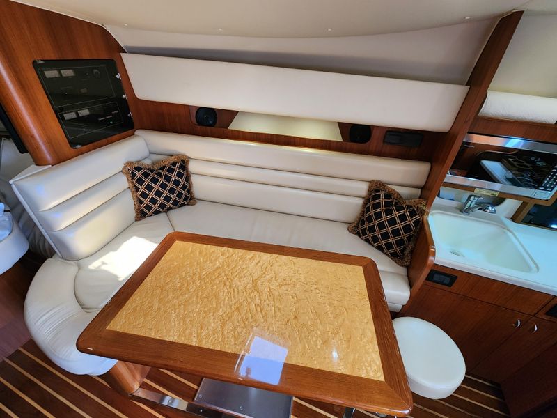 2005 Tiara Yachts 3800 Open