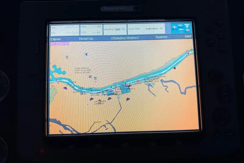 Lady Jake Yacht Photos Pics Navigation screen on 1985 Bayliner 4550 Motoryacht displaying a detailed waterway map.