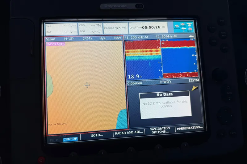 Lady Jake Yacht Photos Pics Navigation display on 1985 Bayliner 4550 Motoryacht showing sonar and map data.