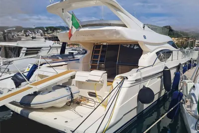 Ferretti Yachts 550