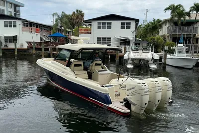 2022 Chris-Craft Calypso 35