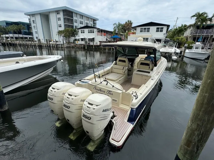  Yacht Photos Pics 2022 Chris-Craft CALYPSO 35 CP boat docked with triple Mercury engines.