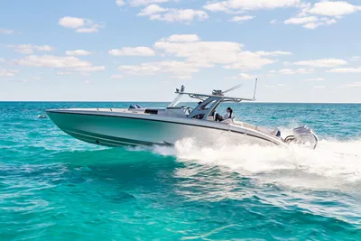 Midnight Express 43' Solstice