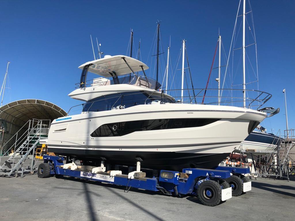 2022 Jeanneau Prestige 420