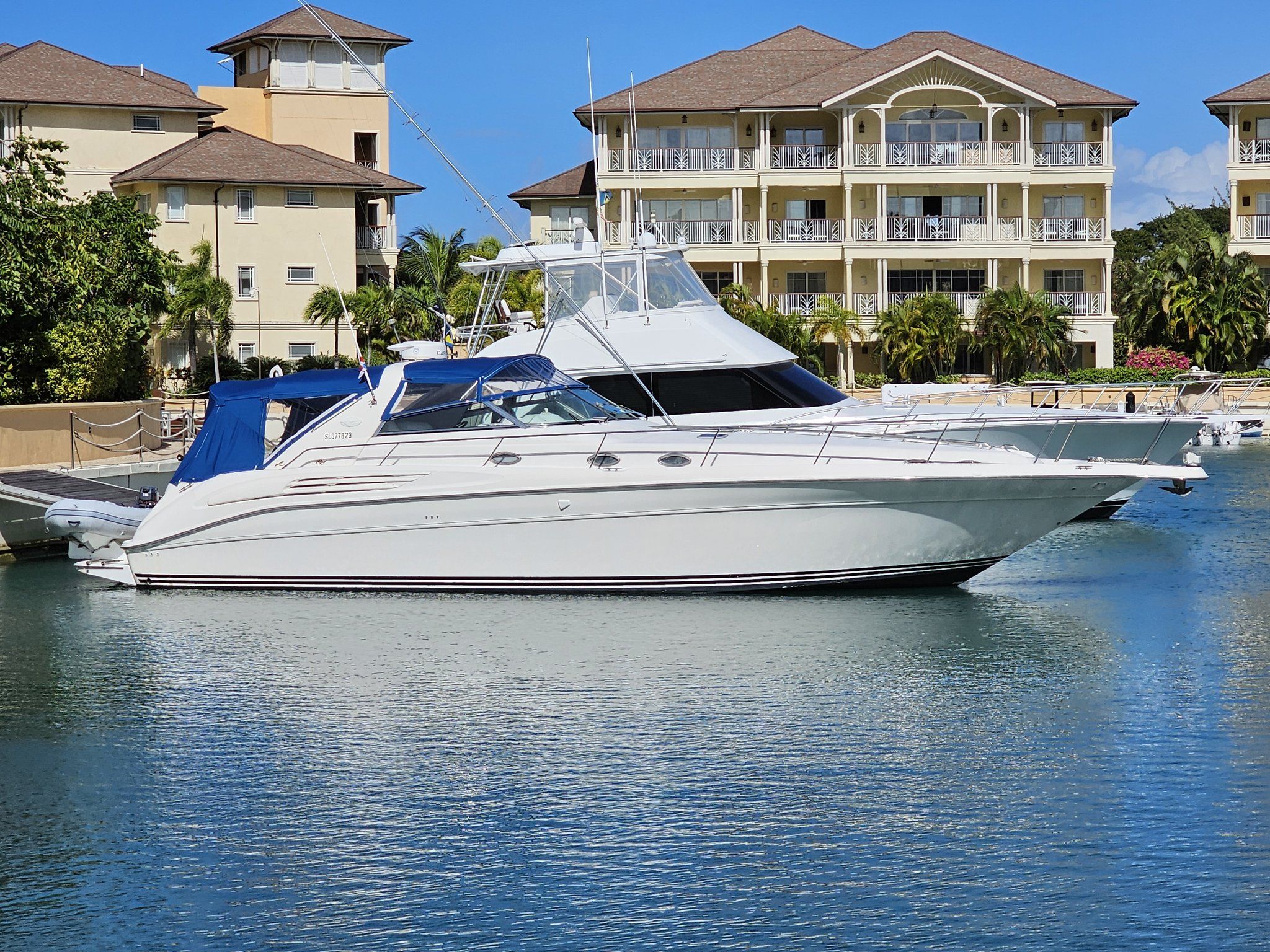 Sea Ray 450 Sundancer