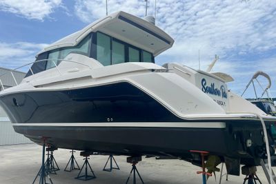 2019 Tiara Yachts C39 Coupe