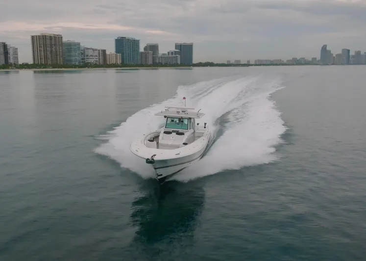 M-sea Yacht Photos Pics 