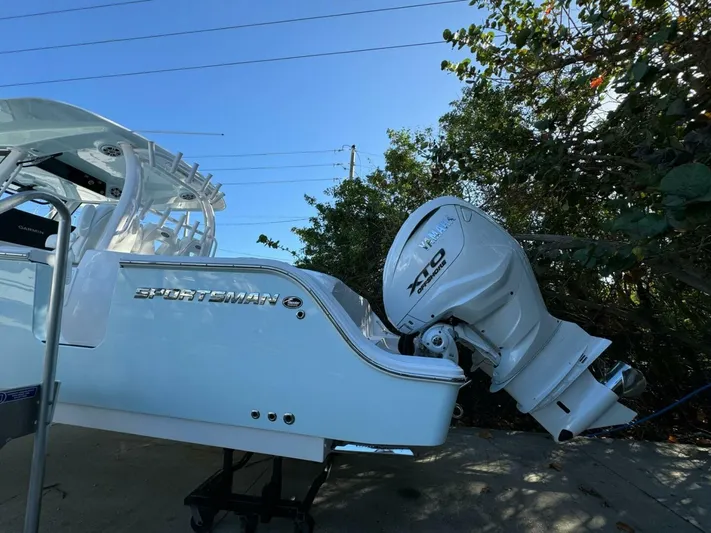  Yacht Photos Pics 2024 Sportsman 352 Open boat with Yamaha XTO outboard motor, side view.