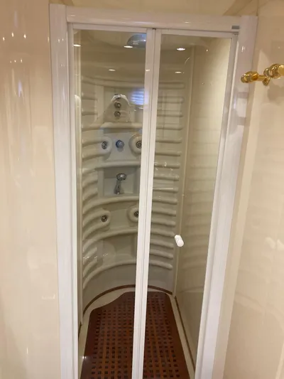 Dreamer Yacht Photos Pics 