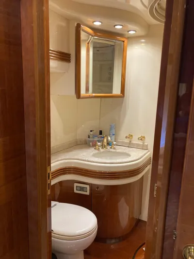 Dreamer Yacht Photos Pics 