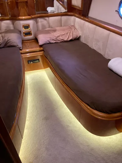 Dreamer Yacht Photos Pics 