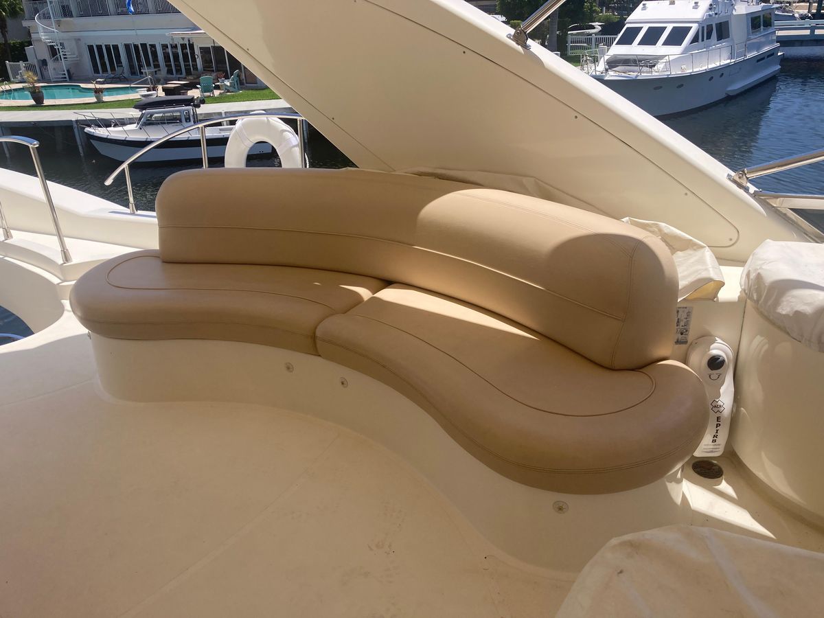 2005 Azimut 80 