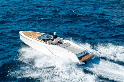 2021 Frauscher 858 Fantom