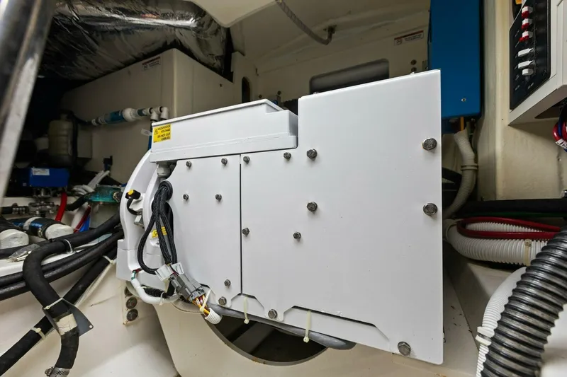  Yacht Photos Pics 2022 Tiara Sport 43 LE