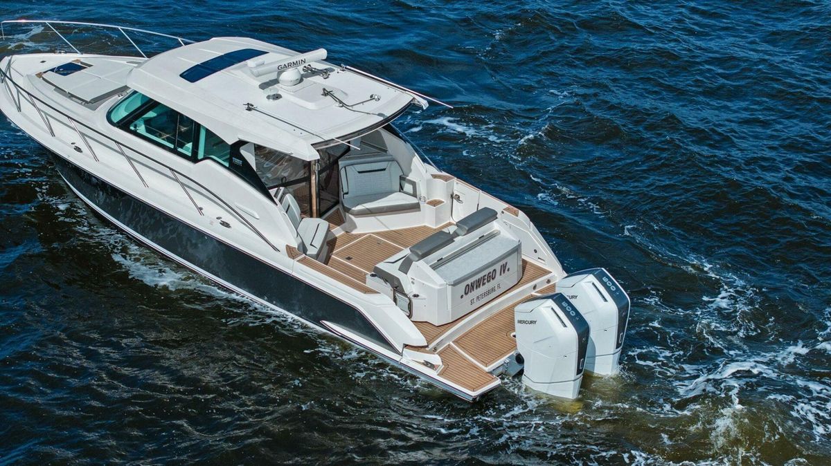 2022 Tiara Yachts 43 