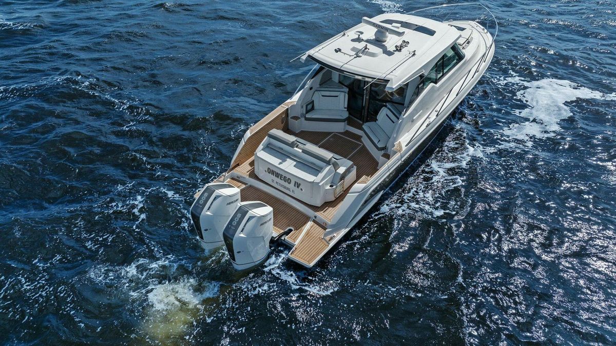 2022 Tiara Yachts 43 