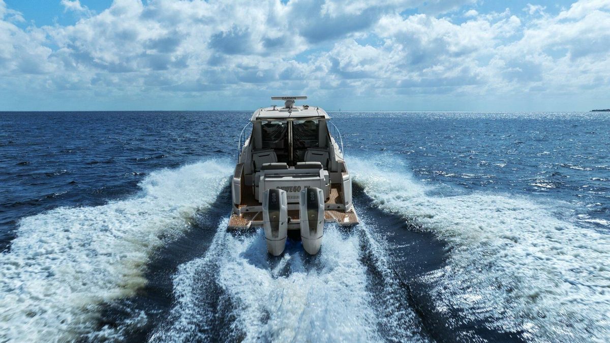 2022 Tiara Yachts 43 