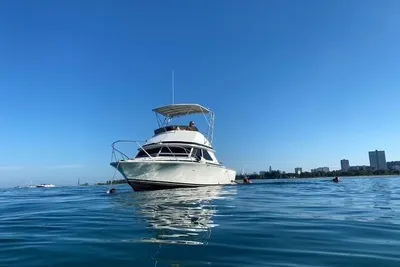 Bertram 28 Flybridge