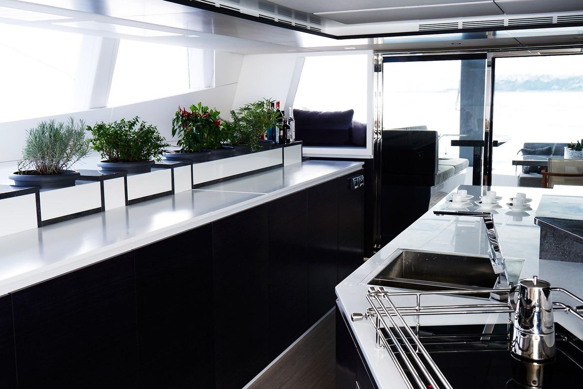 2015 Sunreef 76 