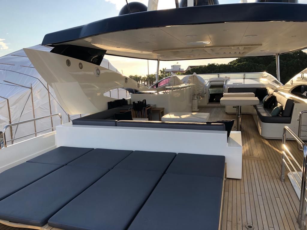 2005 Sunseeker 104 