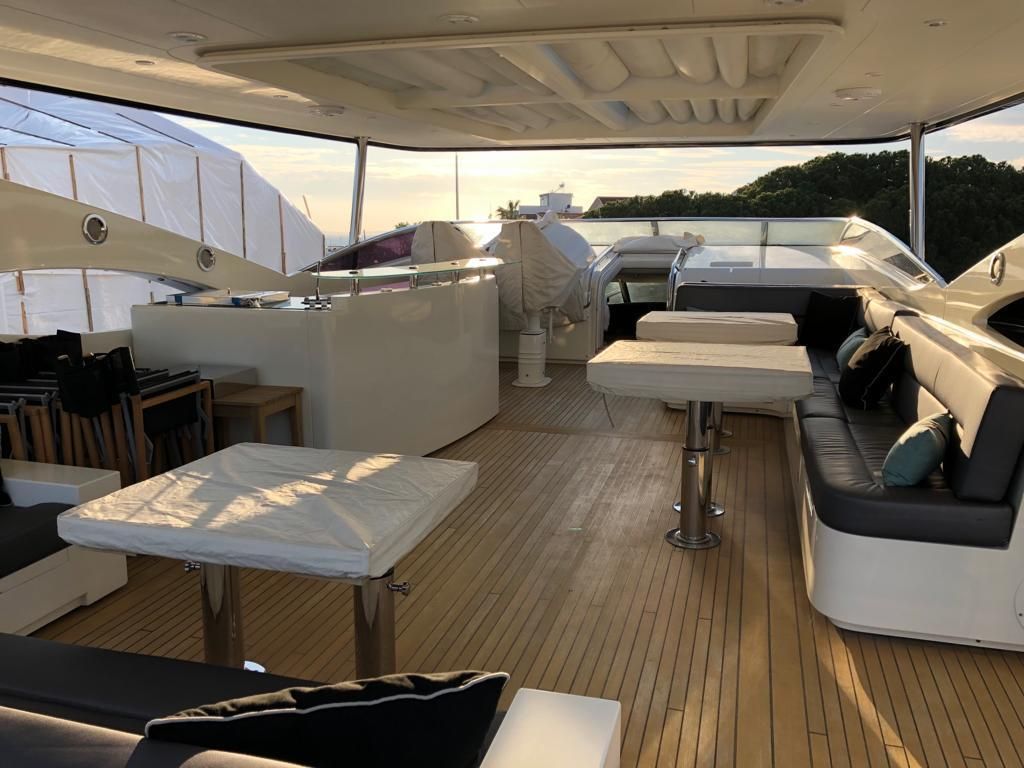 2005 Sunseeker 104 