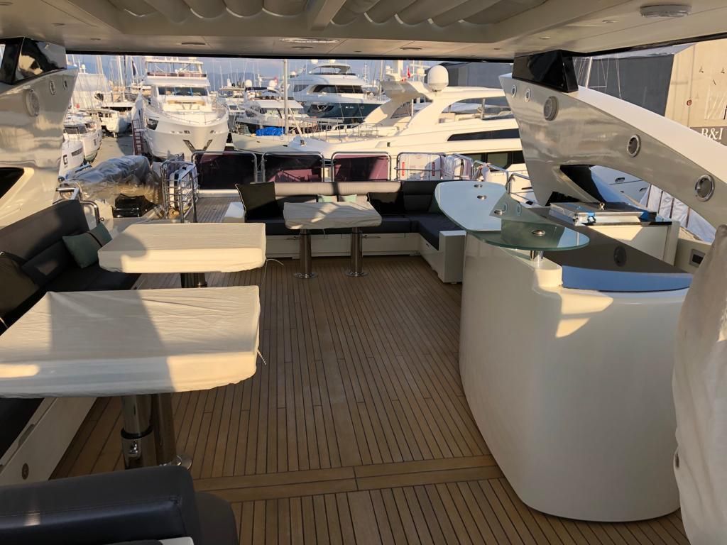 2005 Sunseeker 104 