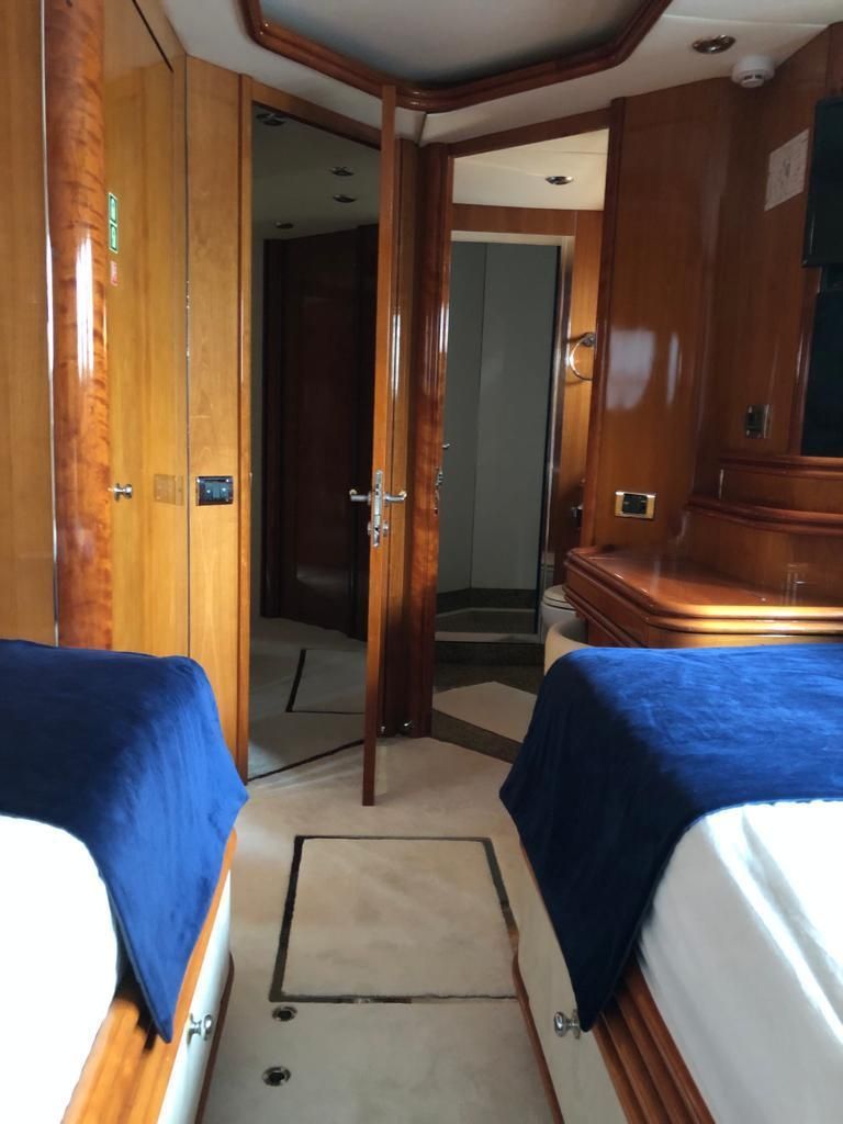 2005 Sunseeker 104 