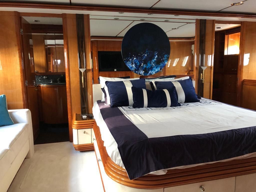 2005 Sunseeker 104 