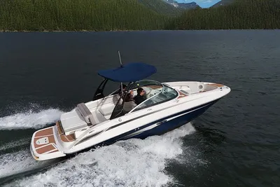 Sea Ray 240 Sundeck