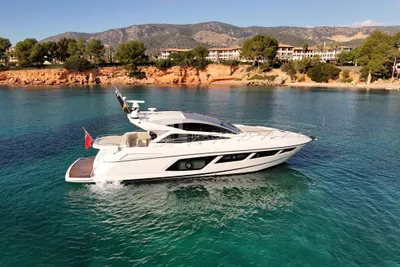 2015 Sunseeker Predator 57