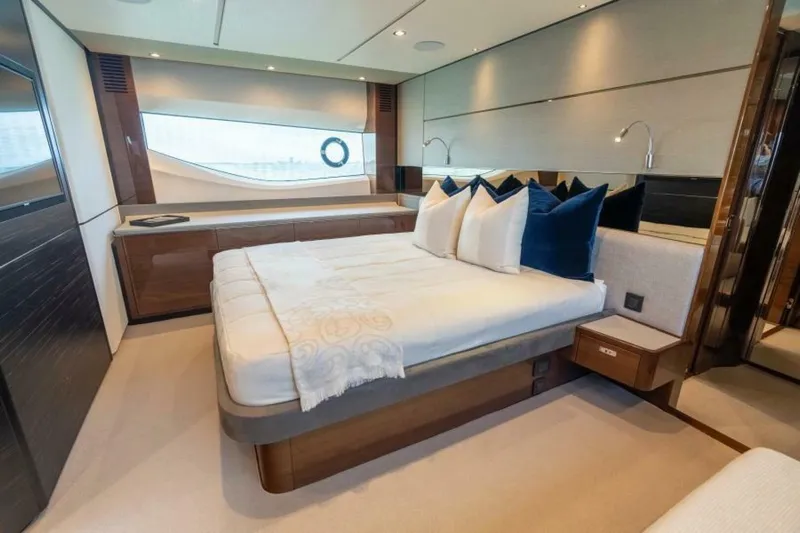 C2 Yacht Photos Pics 2020 Princess V65 - C2