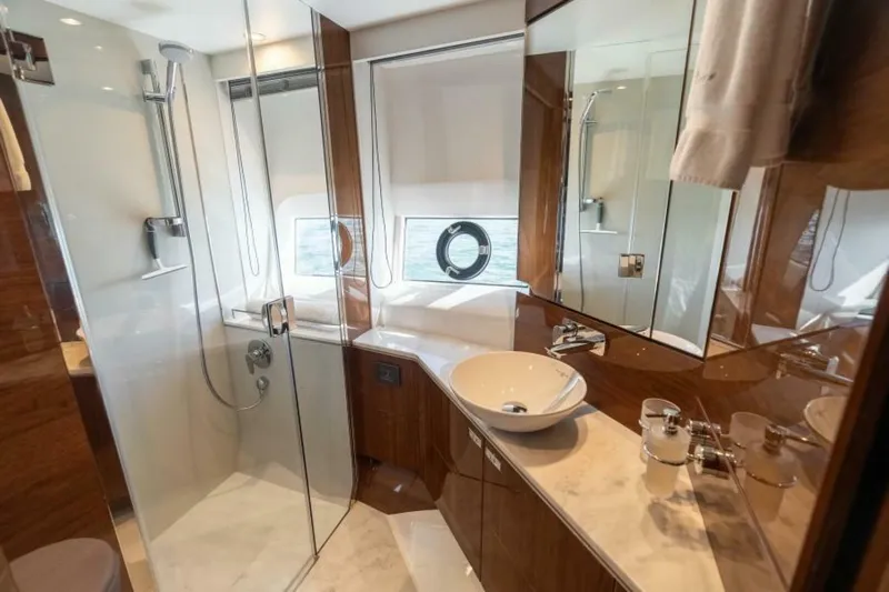 C2 Yacht Photos Pics 2020 Princess V65 - C2