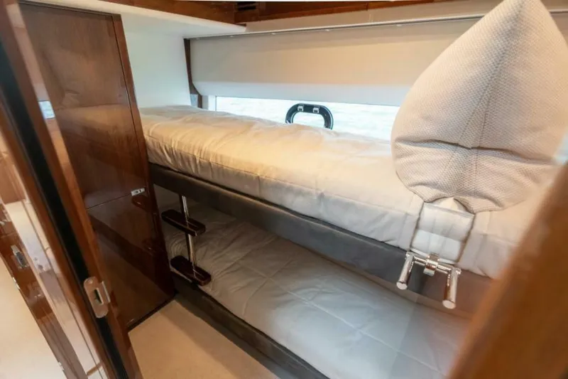 C2 Yacht Photos Pics 2020 Princess V65 - C2